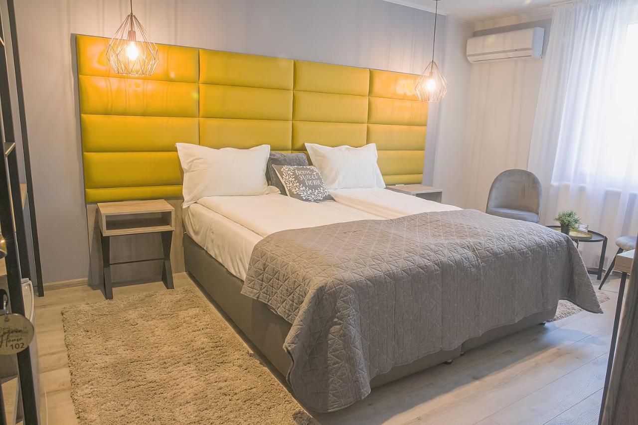 Corvin House Hotel Hunedoara Ngoại thất bức ảnh