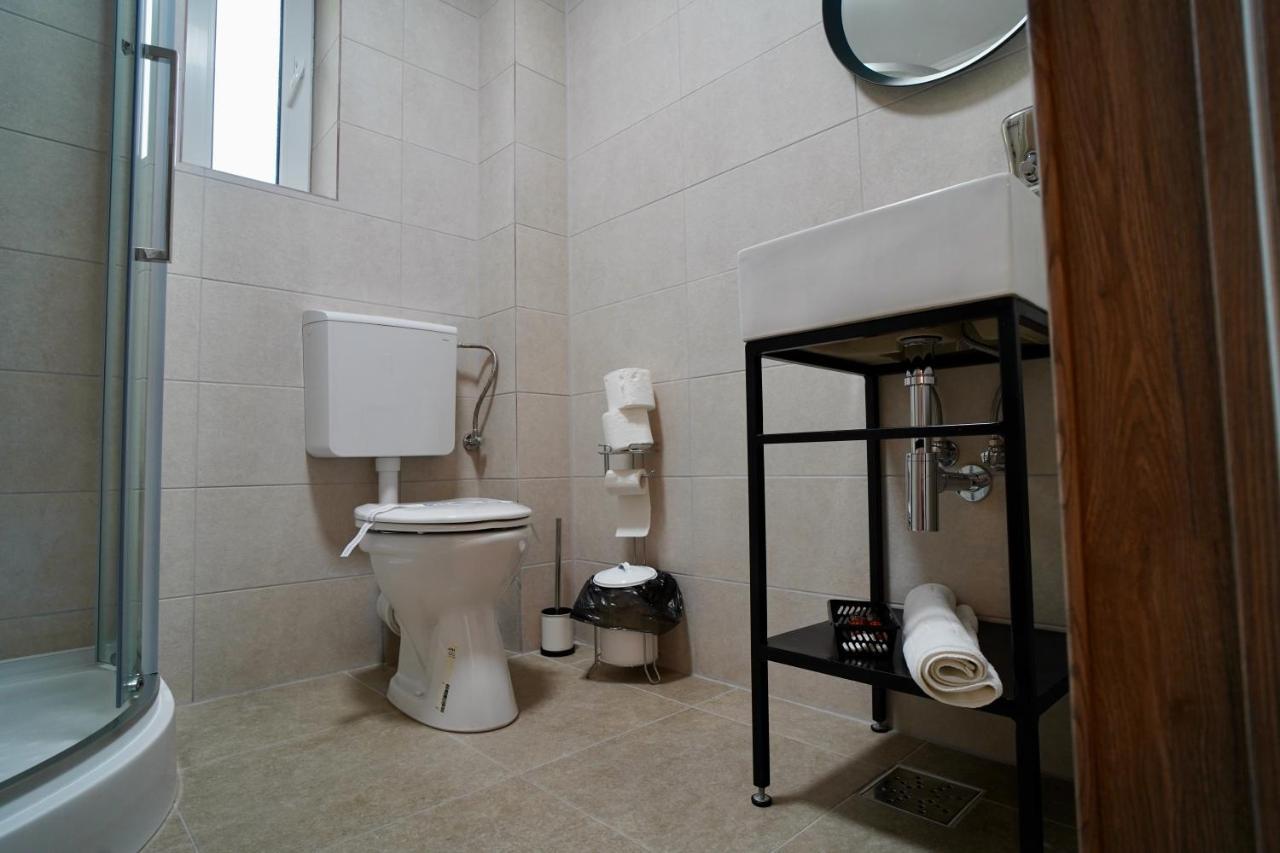 Corvin House Hotel Hunedoara Ngoại thất bức ảnh