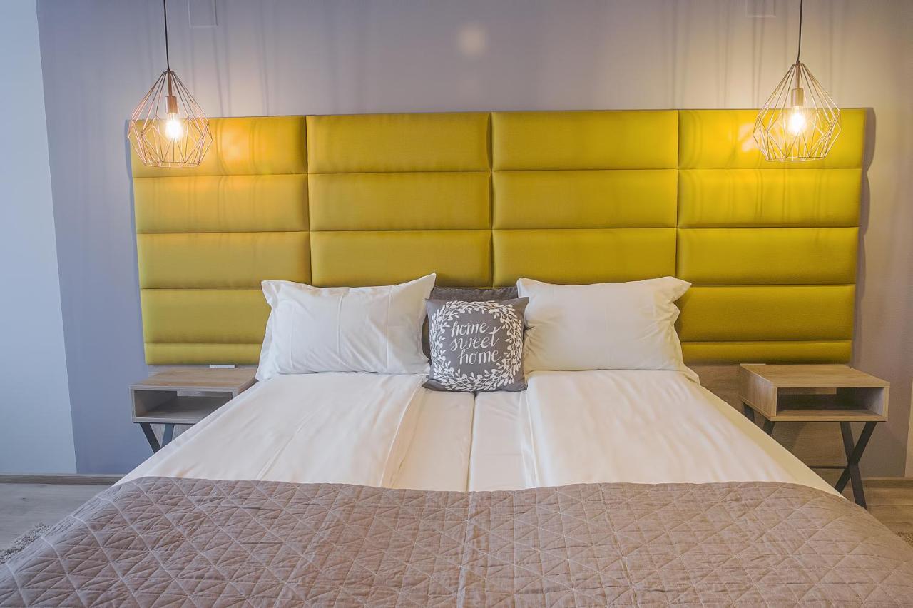 Corvin House Hotel Hunedoara Ngoại thất bức ảnh