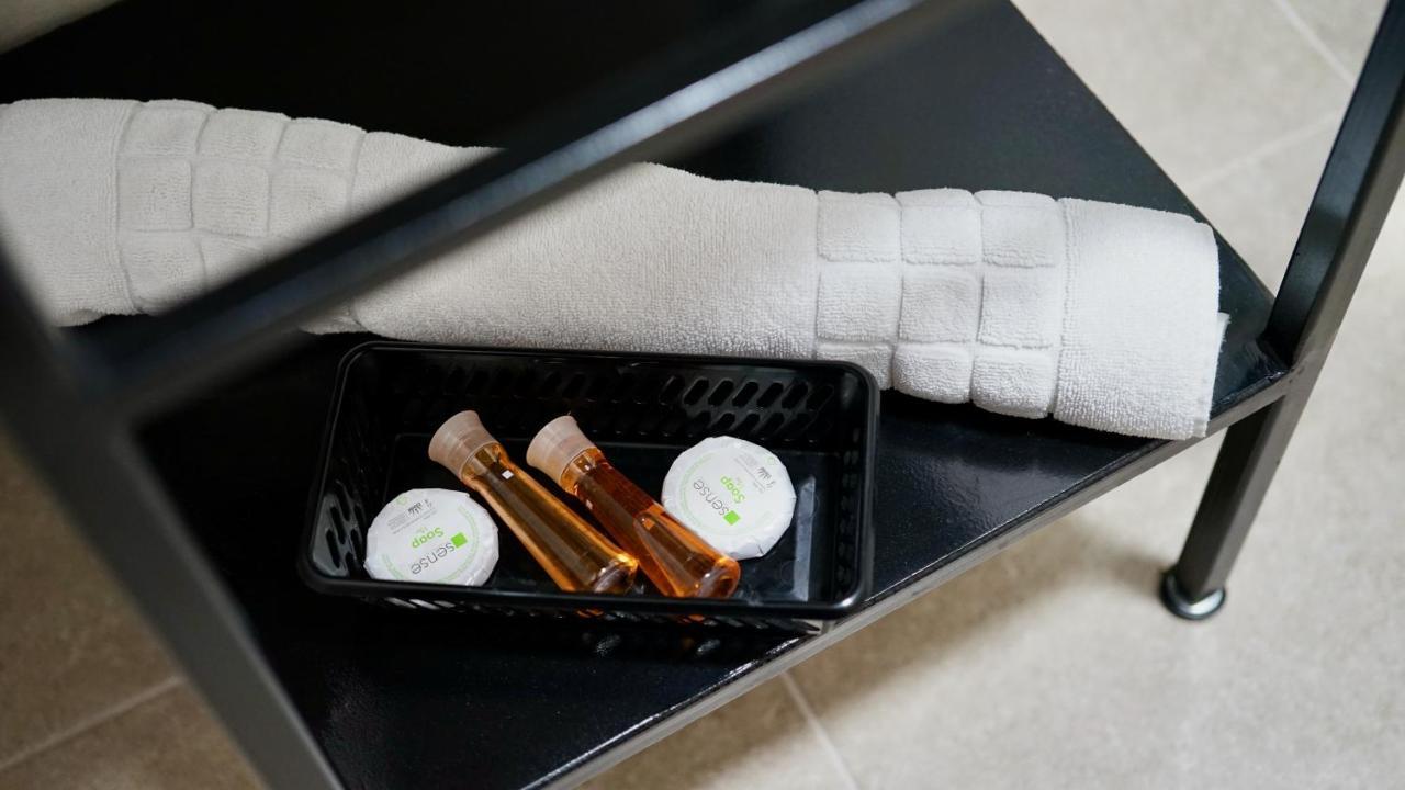 Corvin House Hotel Hunedoara Ngoại thất bức ảnh